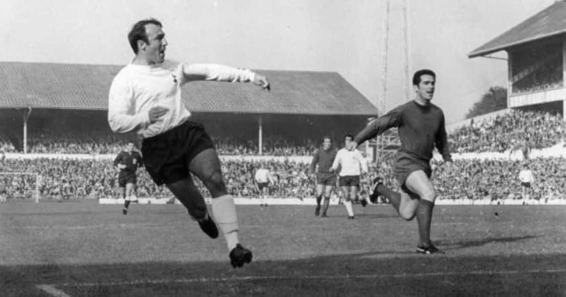 Footballer, Jimmy Greaves, Tottenham Hotspur, Newcastle United, White Hart Lane Footballer, Jimmy Greaves, Tottenham Hotspur, Newcastle United, White Hart Lane