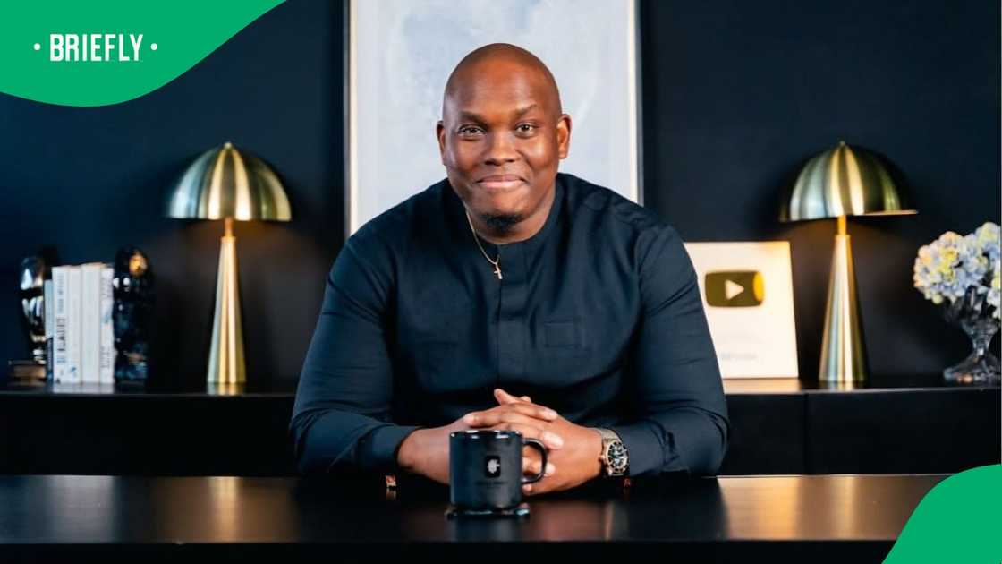 Vusi Thembekwayo opens up about his father's murder Vusi Thembekwayo opens up about his father's murder