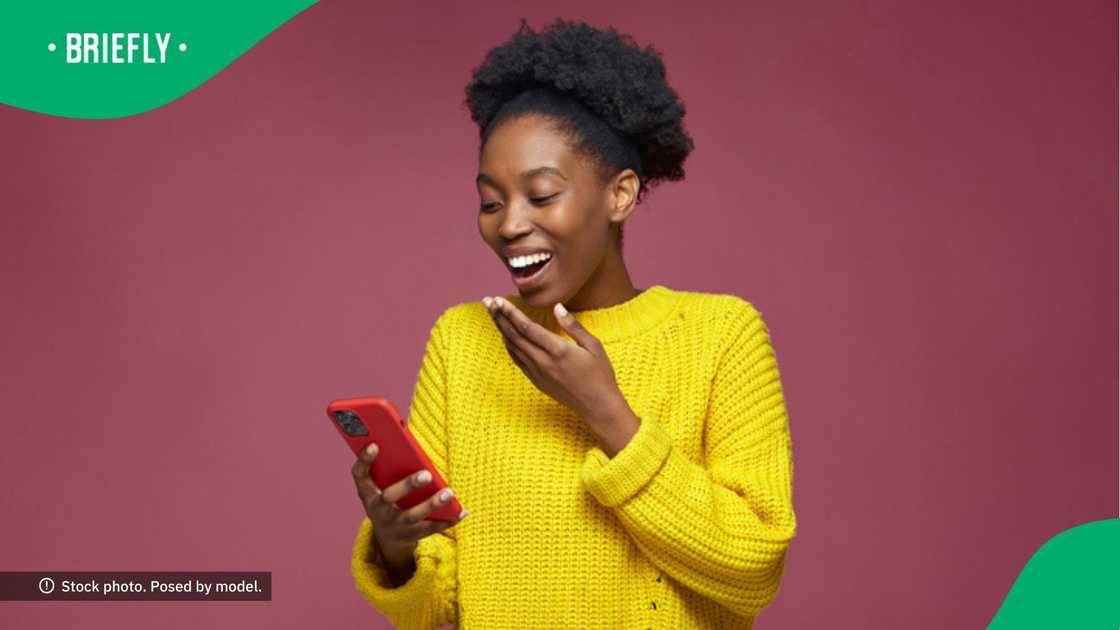 A video showcasing a couple's hilarious antics amused many people in South Africa. A video showcasing a couple's hilarious antics amused many people in South Africa.