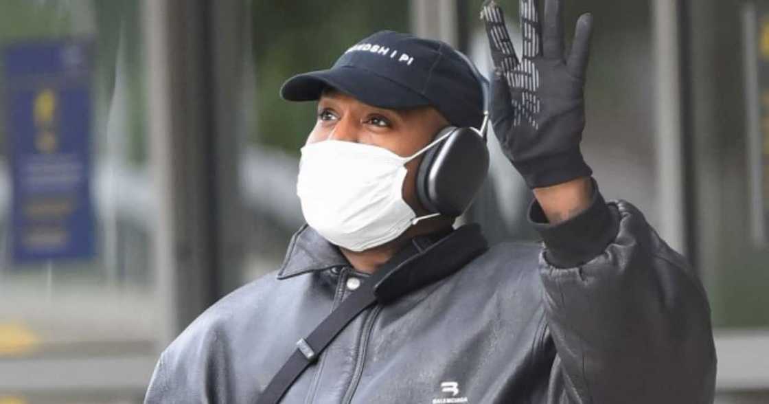 Kanye West spotted wearing weird mask. Kanye West spotted wearing weird mask.