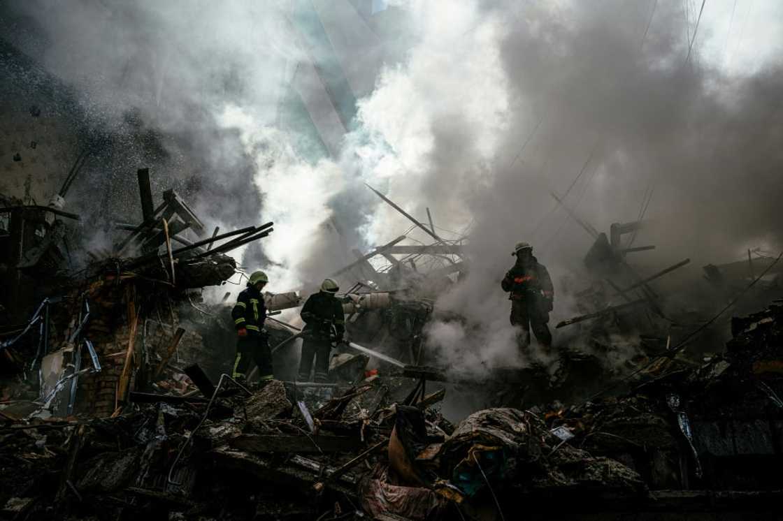 Russian strikes battered the central Ukraine city of Zaporizhzhia on Thursday Russian strikes battered the central Ukraine city of Zaporizhzhia on Thursday