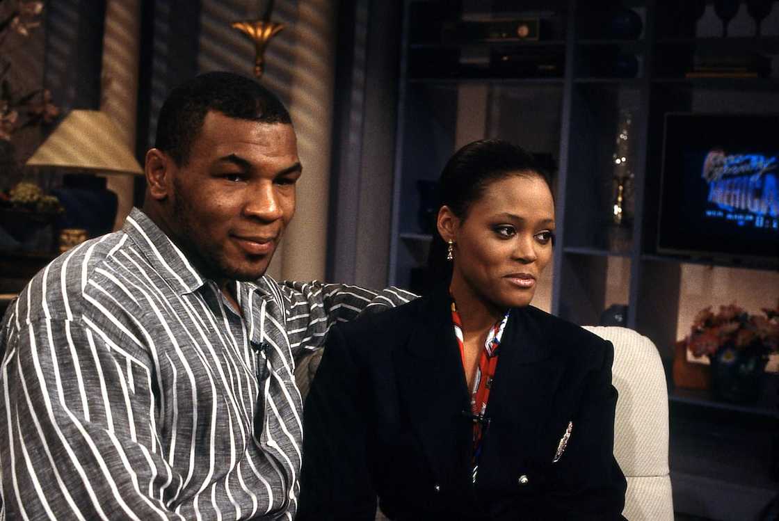 Actress Robin Givens with Mike Actress Robin Givens with Mike