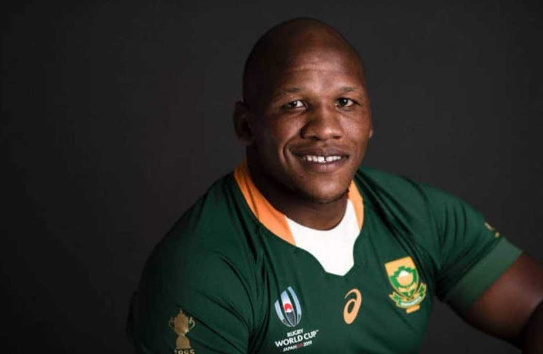 Bongi Mbonambi age, height, weight, wife, education, current team, stats and salary Bongi Mbonambi age, height, weight, wife, education, current team, stats and salary