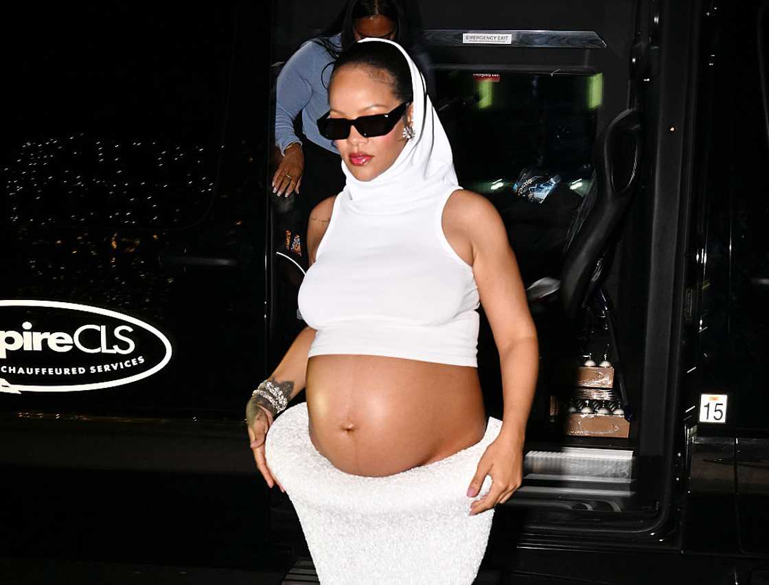 Rihanna is pregnant with her third baby. Rihanna is pregnant with her third baby.
