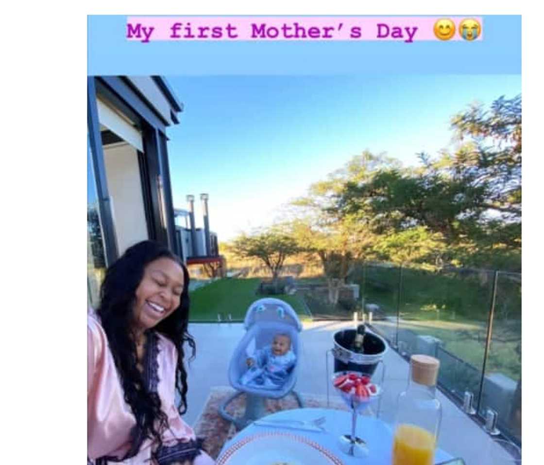 Minnie Dlamini Jones finally shows baby Netha’s face to the world Minnie Dlamini Jones finally shows baby Netha’s face to the world