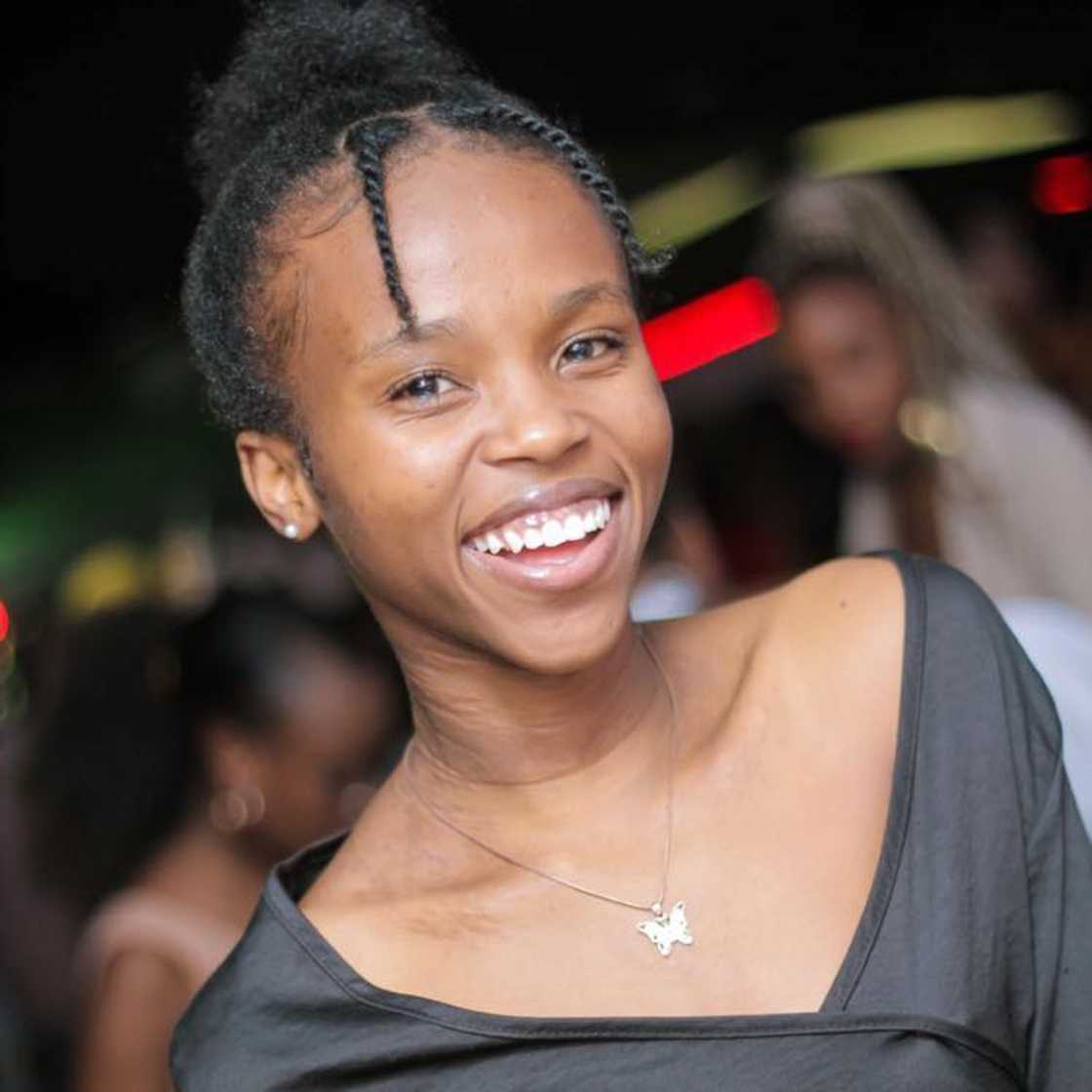 Social media users felt proud seeing a young lady pushing against all odds Social media users felt proud seeing a young lady pushing against all odds