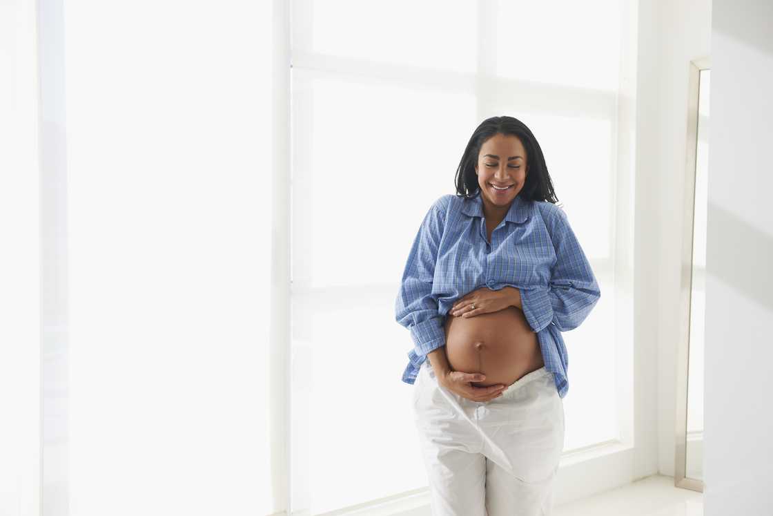 Pregnant woman's bestie made a funny video while she was in labour