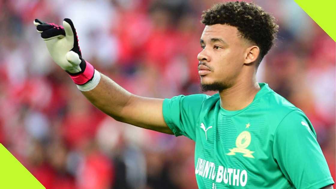 Ronwen Williams showed off a superb skill to disgrace SuperSport star Gape Marulo in Mamelodi Sundowns' Betway Premiership opener on Tuesday, September 17, 2024. Photo: AFP. Ronwen Williams showed off a superb skill to disgrace SuperSport star Gape Marulo in Mamelodi Sundowns' Betway Premiership opener on Tuesday, September 17, 2024. Photo: AFP.