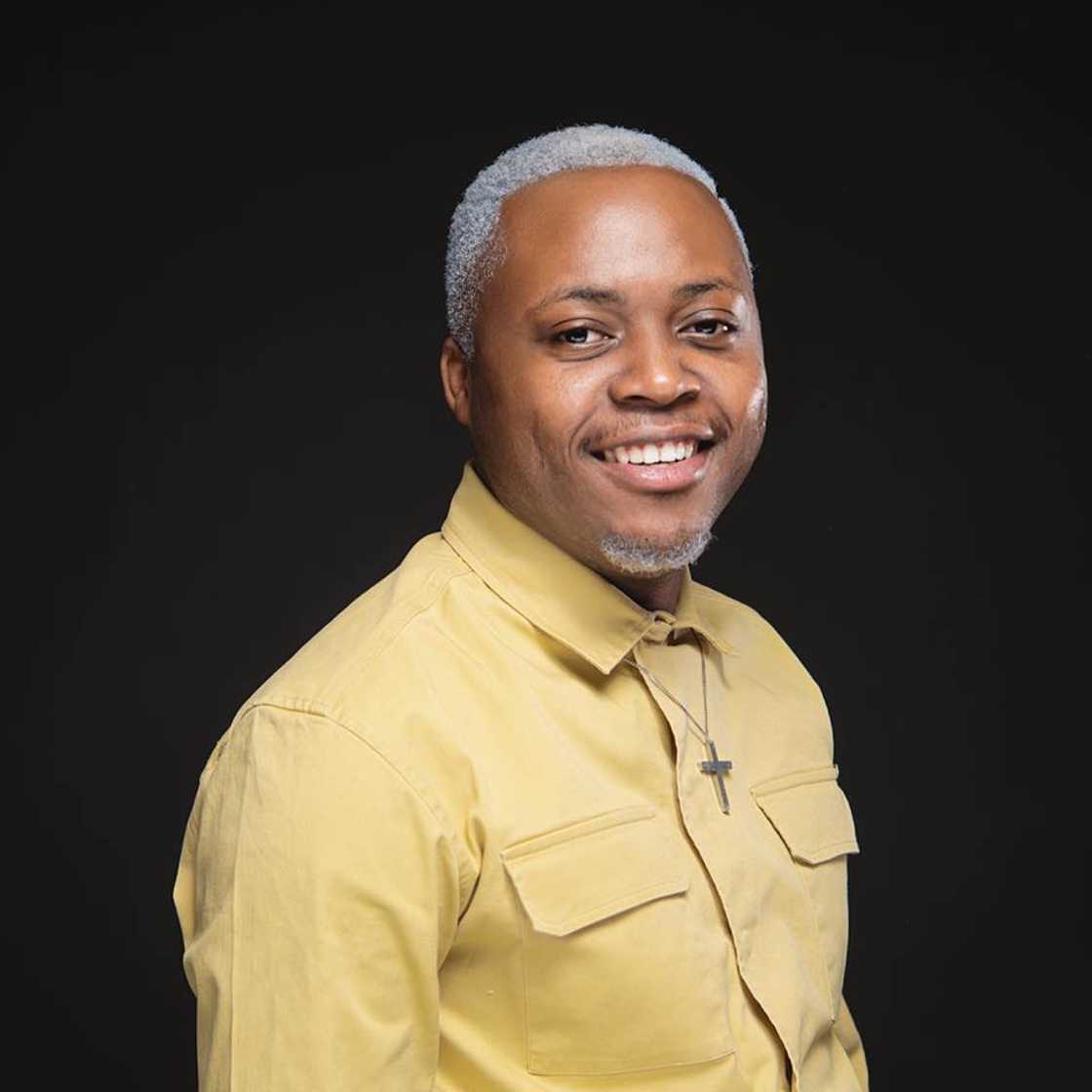 Fans are worried about Kelvin Momo's gig Fans are worried about Kelvin Momo's gig