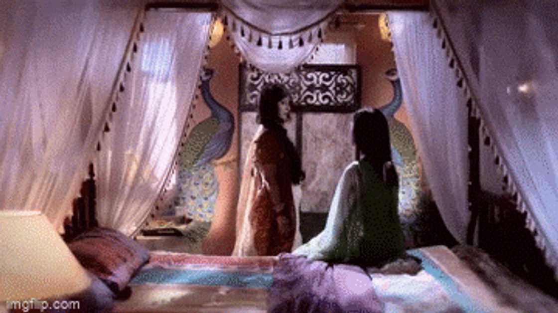 Blue Venom Girl Teasers Blue Venom Girl Teasers