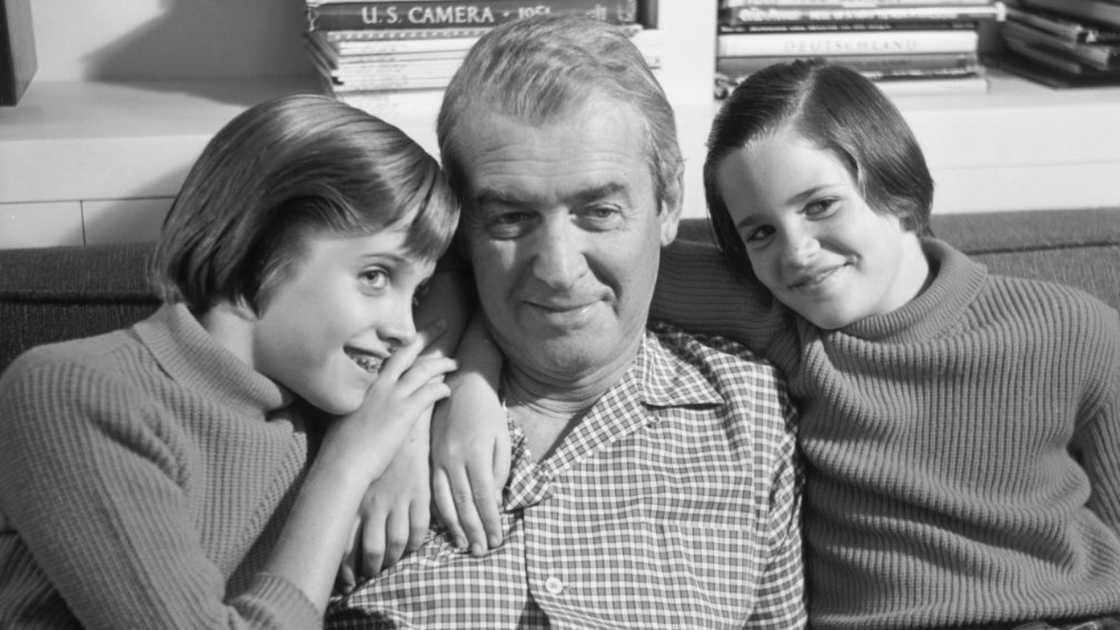 James Stewart with his twin daughters, Judy and Kelly. James Stewart with his twin daughters, Judy and Kelly.