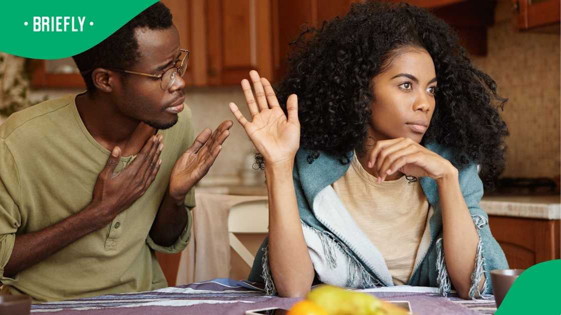 The image captured a couple arguing, with the man seemingly begging her