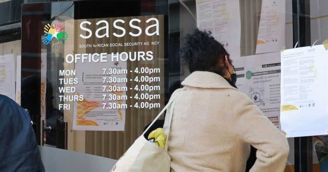 Post office, employee, withdrew, SASSA funds, arrested, fraud, hawks Post office, employee, withdrew, SASSA funds, arrested, fraud, hawks