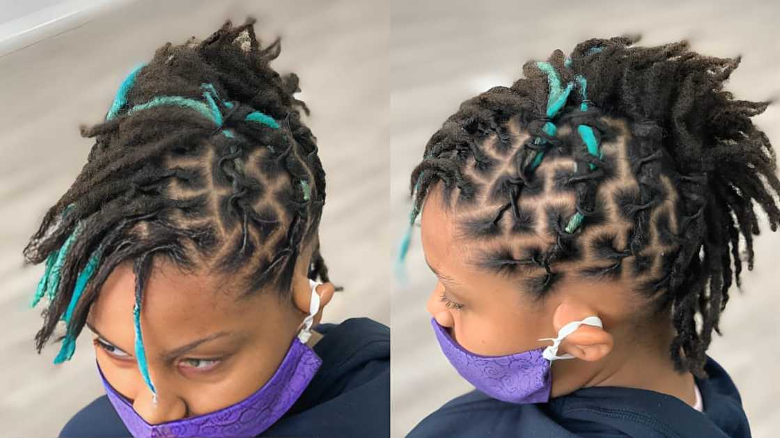 Black side-swept dreadlocks with blue edges Black side-swept dreadlocks with blue edges