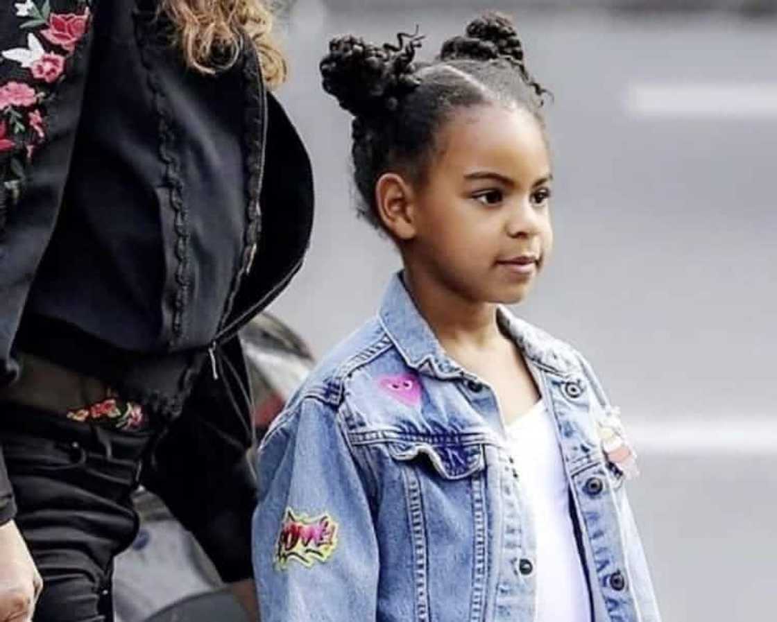 Jay-Z's daughter Blue Ivy pictured sipping a drink from her first Grammy Jay-Z's daughter Blue Ivy pictured sipping a drink from her first Grammy