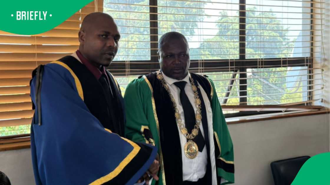 The two, along with two other councillors, were suspended by the provincial leadership for bringing the party into disrepute after defying its directive during a council sitting on 6 February.