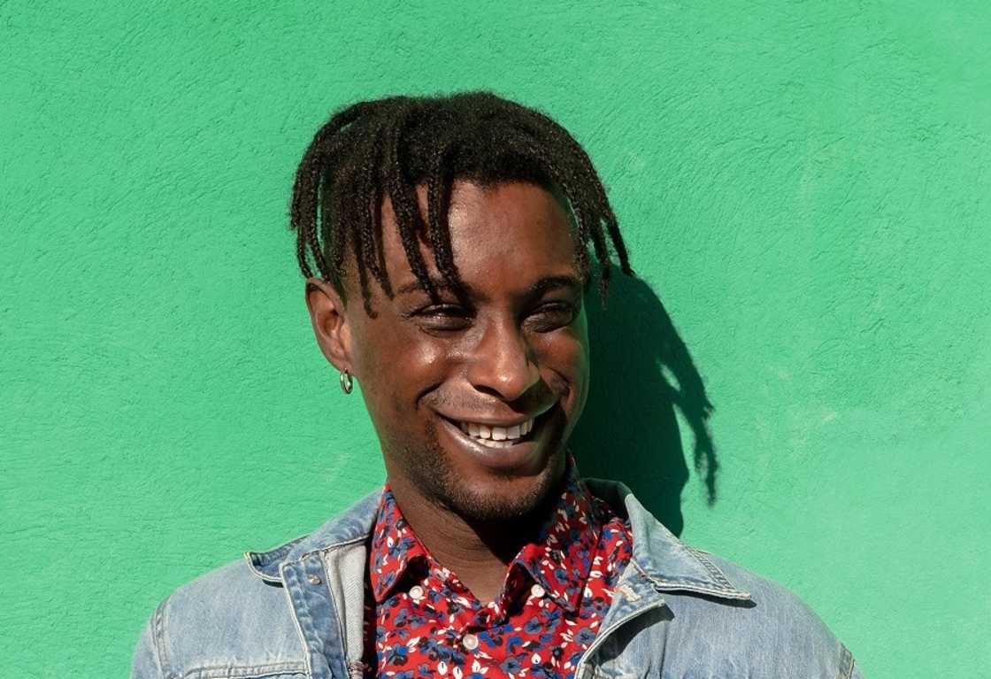 How do you style dreads for men? How do you style dreads for men?