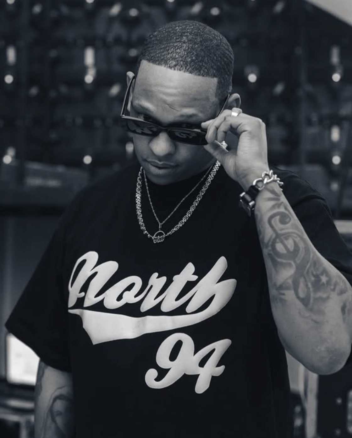 Da L.E.S' pictures with his girlfriend sparked mixed reactions