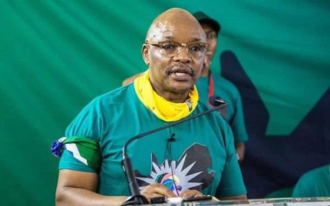 Sipho Pityana profile Sipho Pityana profile