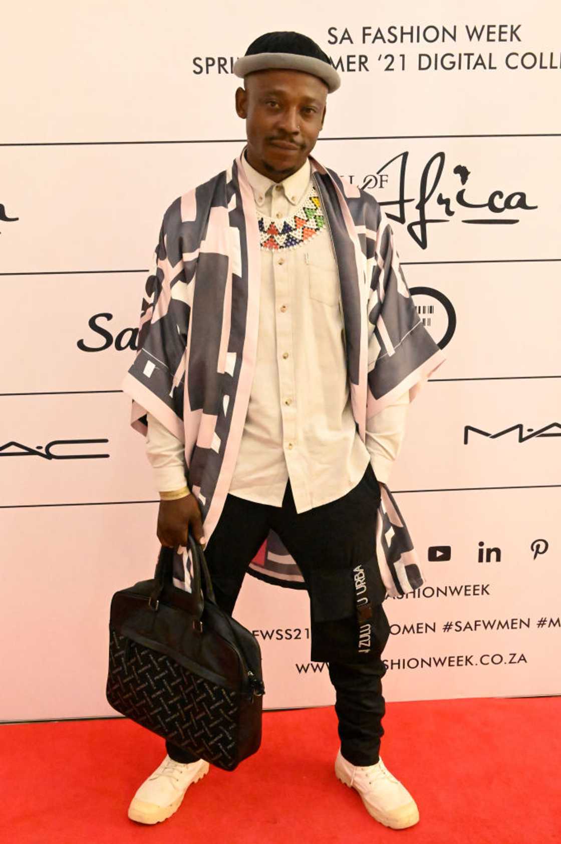 Thabiso Mokhethi celebrates his daughter's success Thabiso Mokhethi celebrates his daughter's success