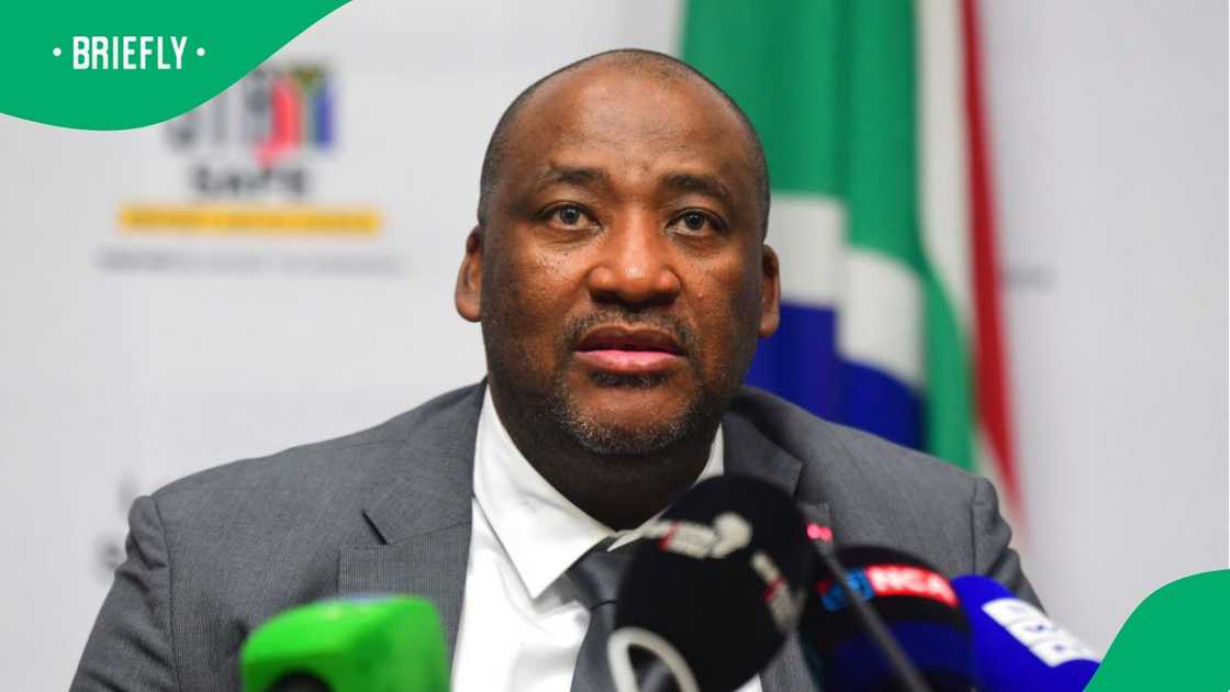 Minister trends online
