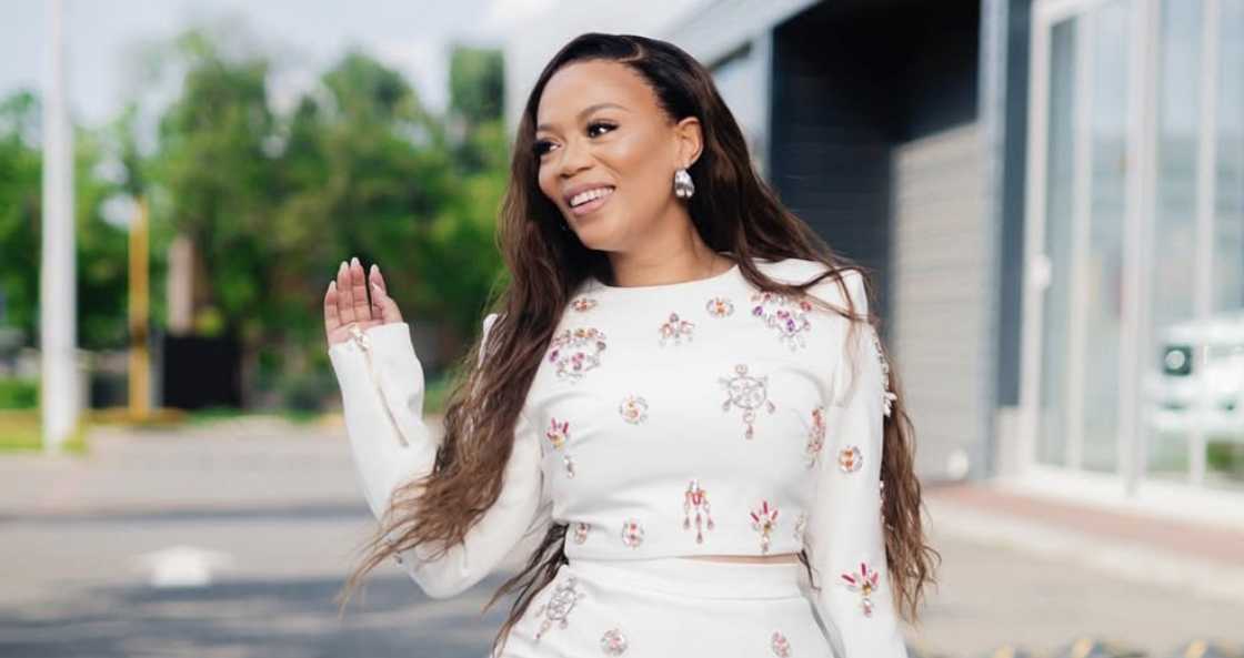 Nosipho Ntshangase flaunted her hand without a ring Nosipho Ntshangase flaunted her hand without a ring