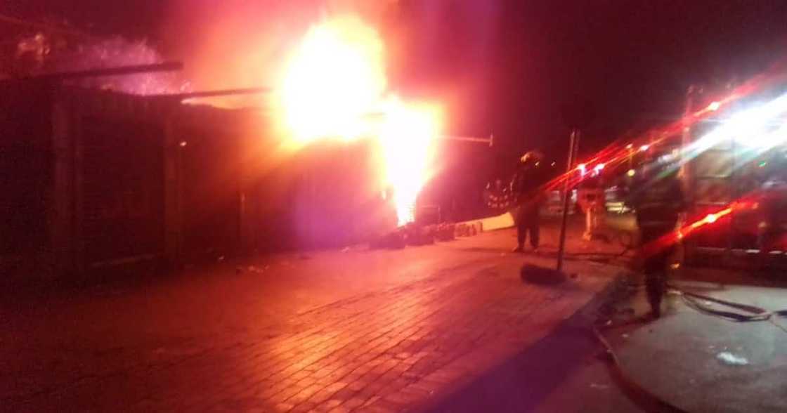 Pan Africa Mall, Alexandra, mob attack, burn stalls, Operation Dudula, clash Pan Africa Mall, Alexandra, mob attack, burn stalls, Operation Dudula, clash