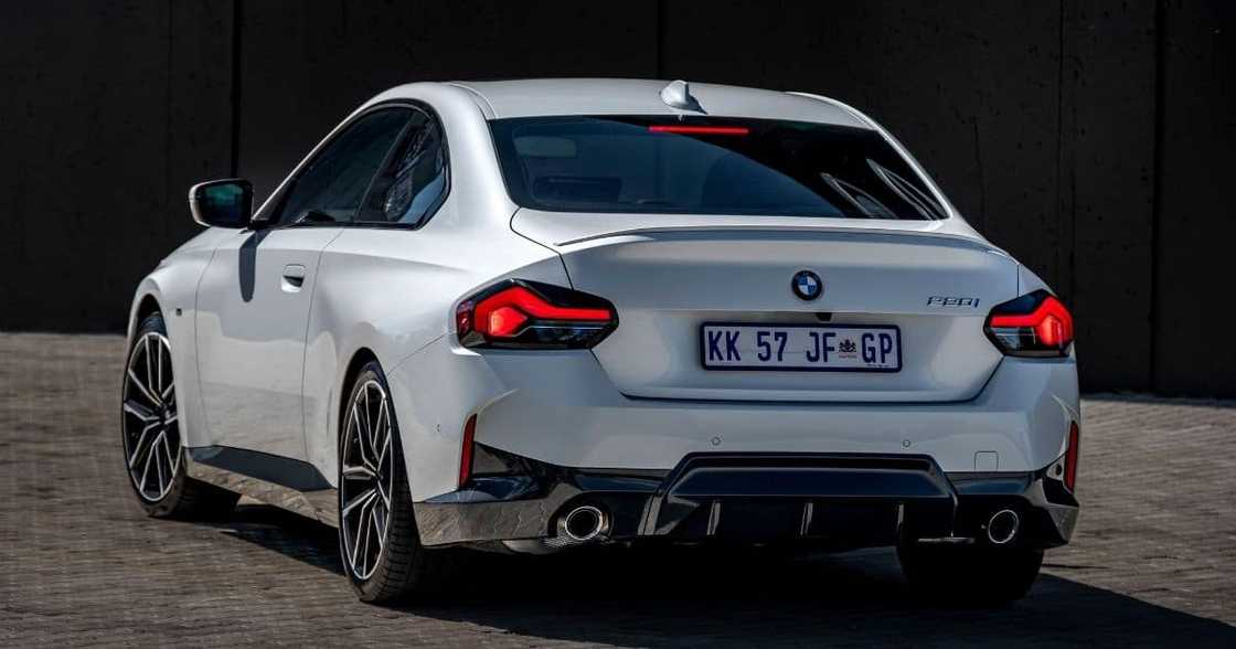 10 cool pics of the newly launched BMW 2 Series Coupe that is now available in Mzansi 10 cool pics of the newly launched BMW 2 Series Coupe that is now available in Mzansi
