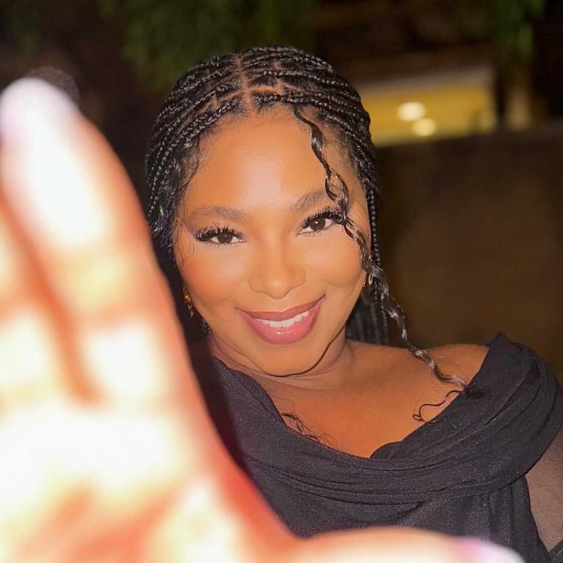 Social media users promised to try a product for cockroaches after it was advertised by a lady Social media users promised to try a product for cockroaches after it was advertised by a lady