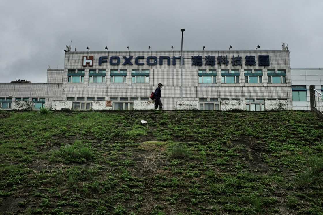 Foxconn, also known by its official name Hon Hai Precision Industry, is the world's biggest contract electronics manufacturer Foxconn, also known by its official name Hon Hai Precision Industry, is the world's biggest contract electronics manufacturer