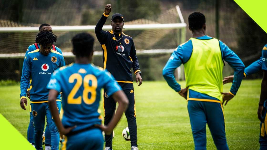 Kaizer Chiefs assistant coach Cedric Kaze and players in training.