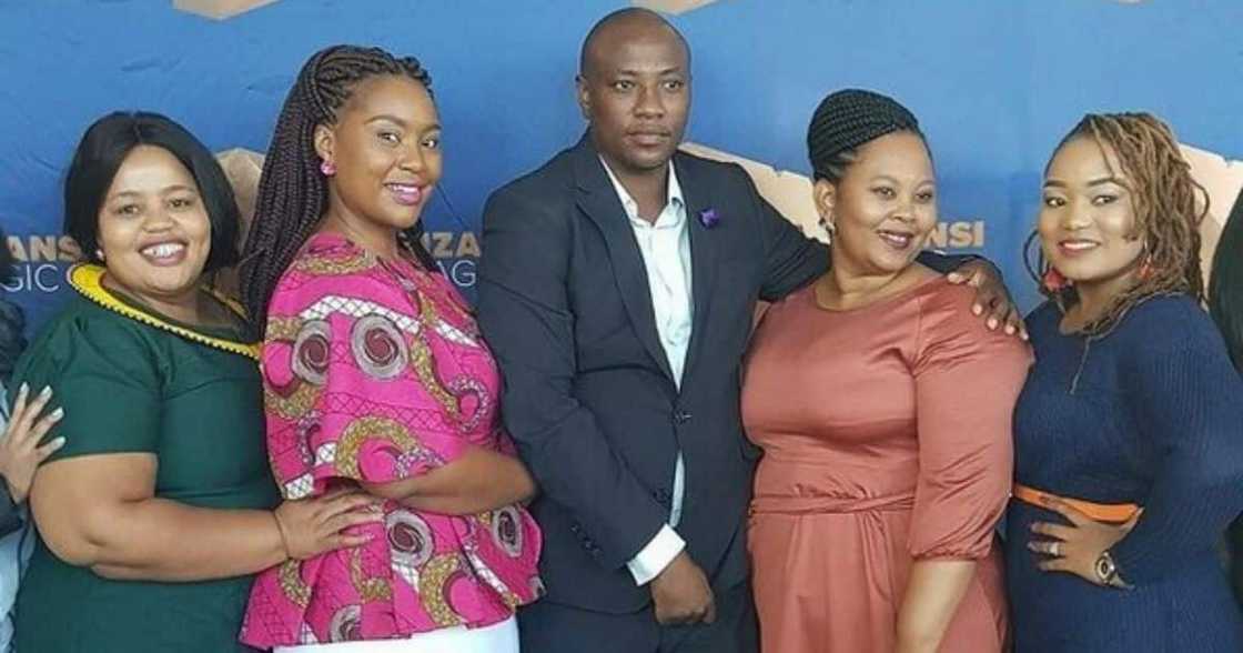 Musa Mseleku and his four wives Musa Mseleku and his four wives