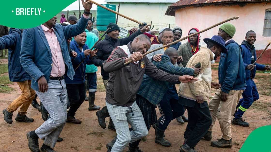 Woman fires handgun during traditional in viral clip