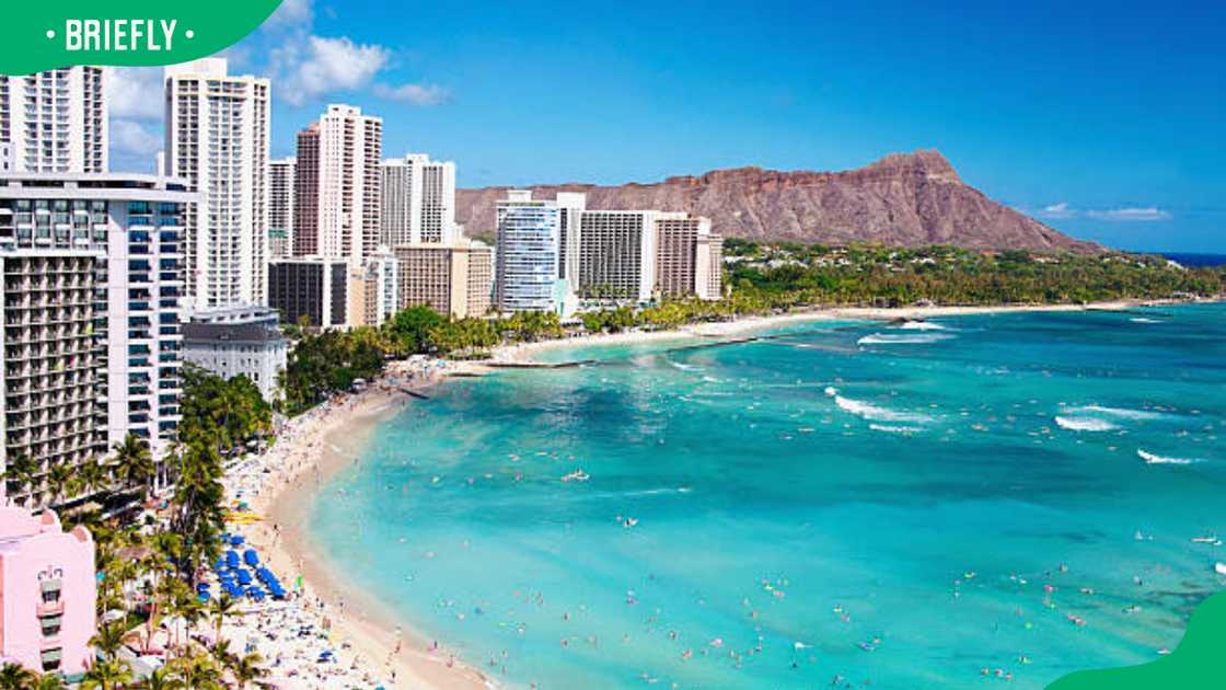 Hotels and resorts around the beach Hotels and resorts around the beach