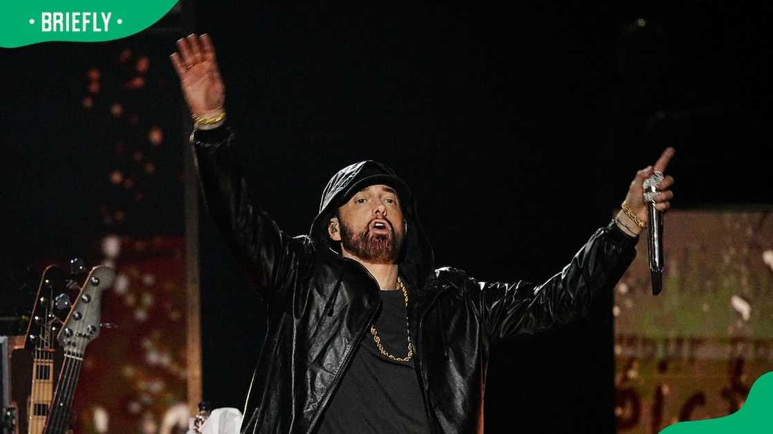 Is Eminem gay? Is Eminem gay?
