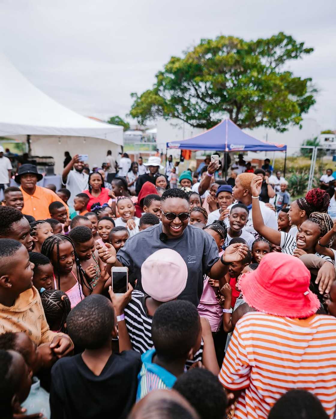 DJ Shimza donated 2K school shoes DJ Shimza donated 2K school shoes