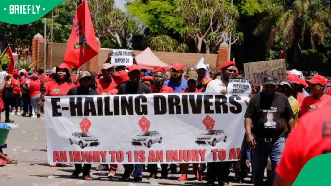 E-hailing drivers E-hailing drivers