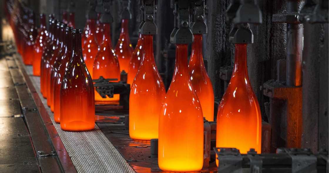 Glass Industry Set to Lose R1.5 Billion Amid Continued Liquor Ban Glass Industry Set to Lose R1.5 Billion Amid Continued Liquor Ban