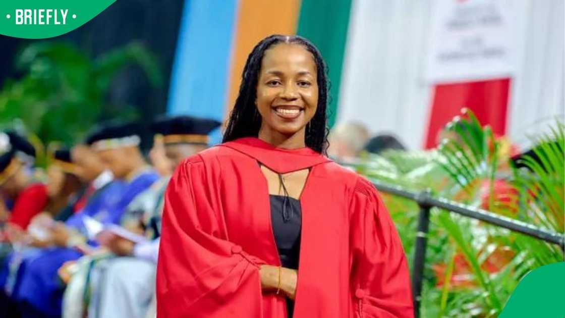 Dr Phumelele Basi