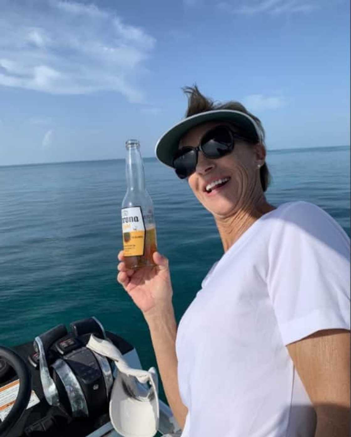 Rhonda Rookmaaker: biography, family, net worth, health, pictures Rhonda Rookmaaker: biography, family, net worth, health, pictures