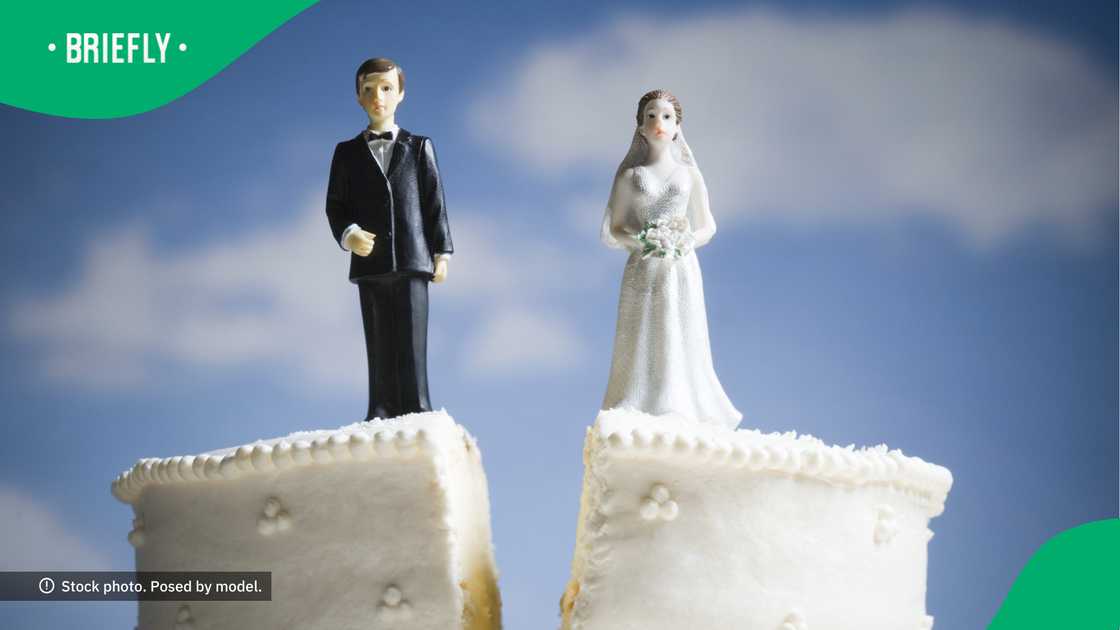 Mzansi was shocked that Siya and Rachel Kolisi divorced. Mzansi was shocked that Siya and Rachel Kolisi divorced.