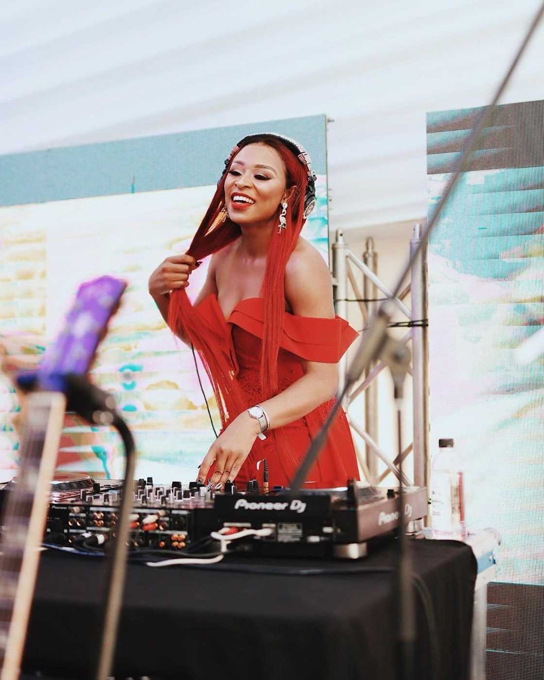 The best South African house djs The best South African house djs