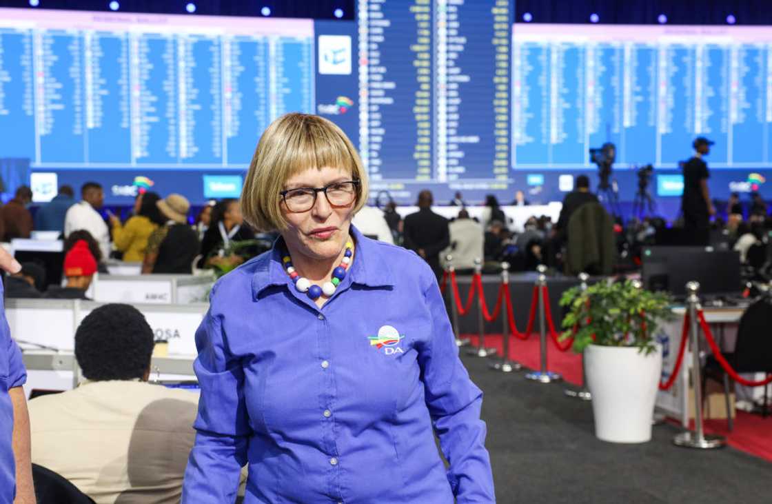 Helen Zille agrees with Julius Malema that the SANDF forces should return to SA Helen Zille agrees with Julius Malema that the SANDF forces should return to SA