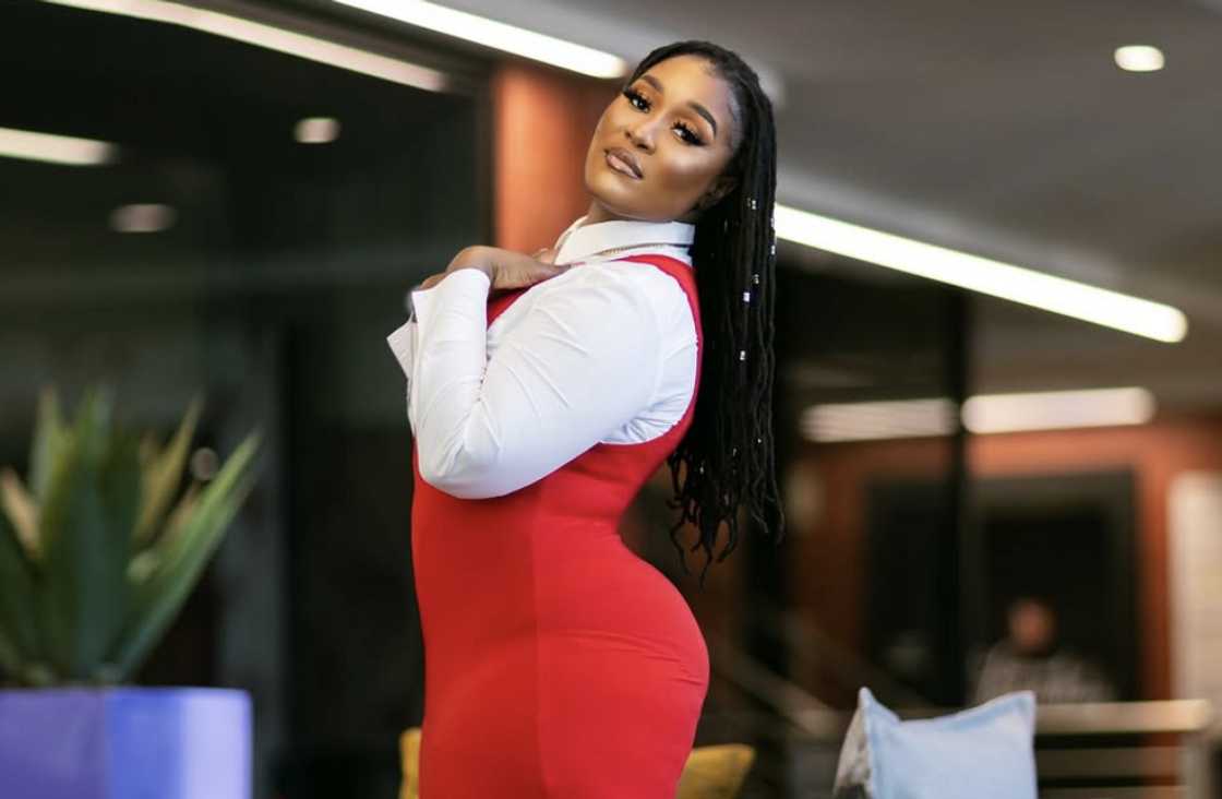 Lady Zamar is still being dragged over her drama with Sjava Lady Zamar is still being dragged over her drama with Sjava