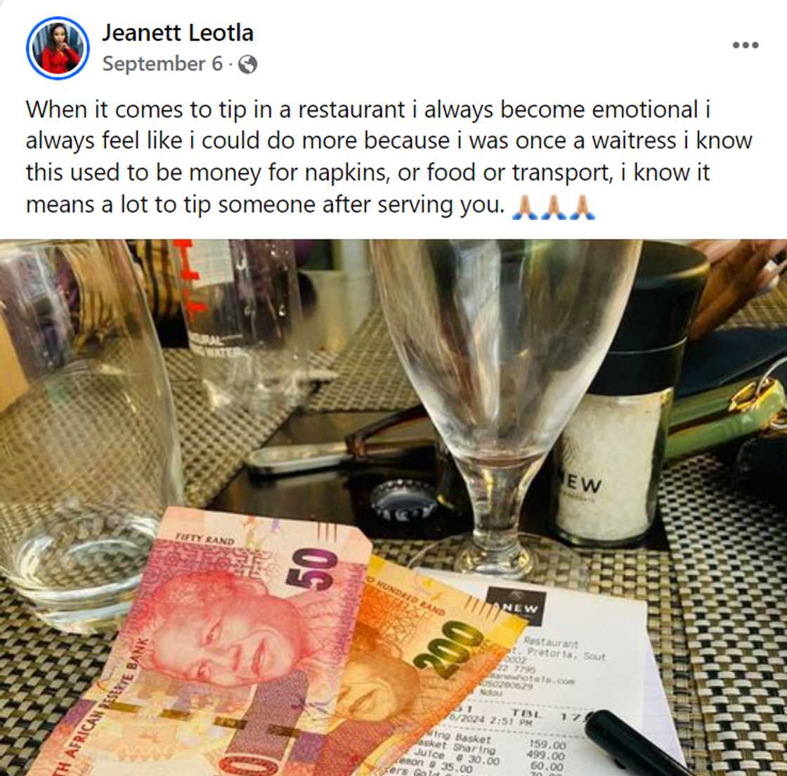 Lady tips waiter big Lady tips waiter big