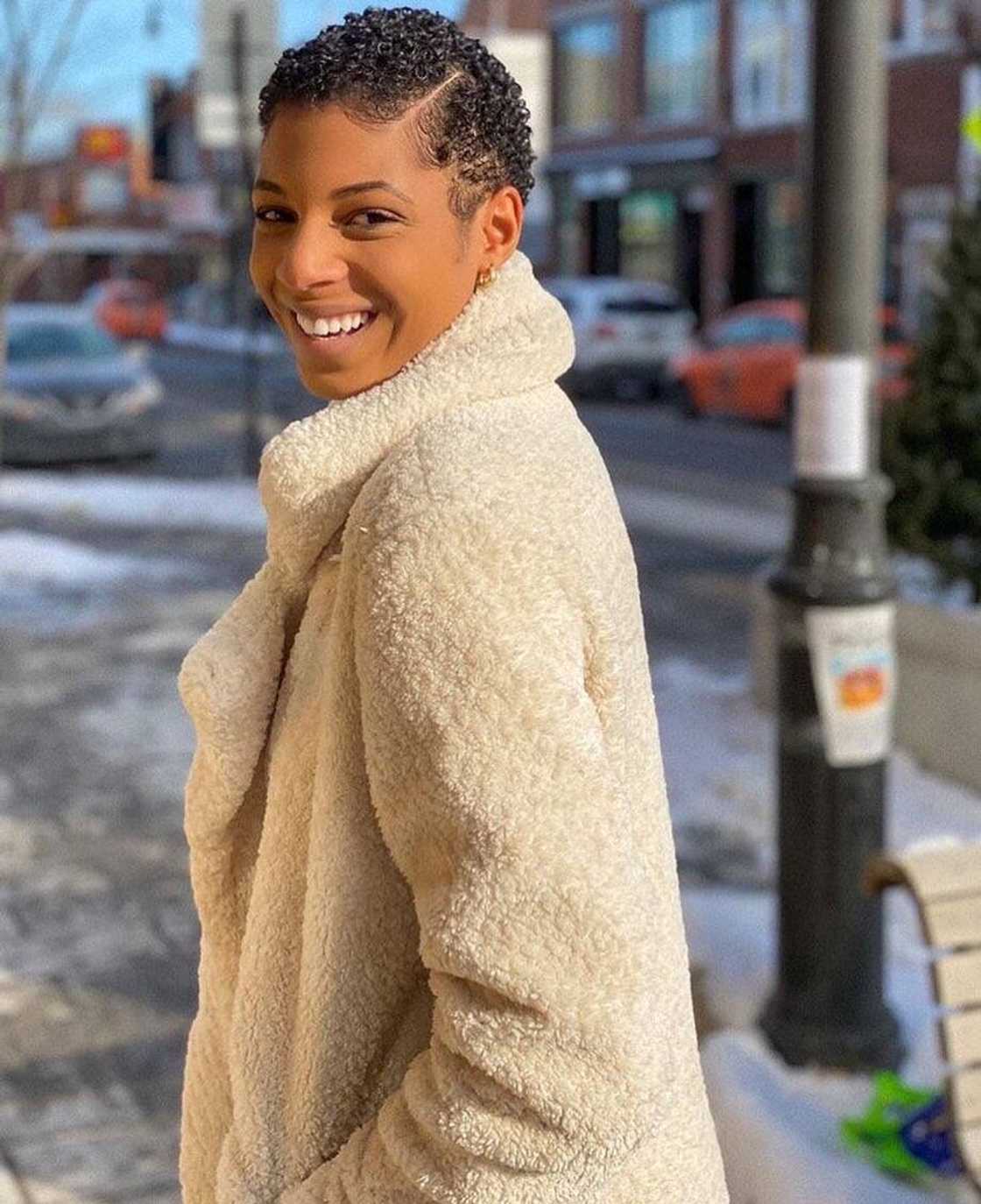 25 Cute short curly hairstyles for black women to try in 2020 25 Cute short curly hairstyles for black women to try in 2020