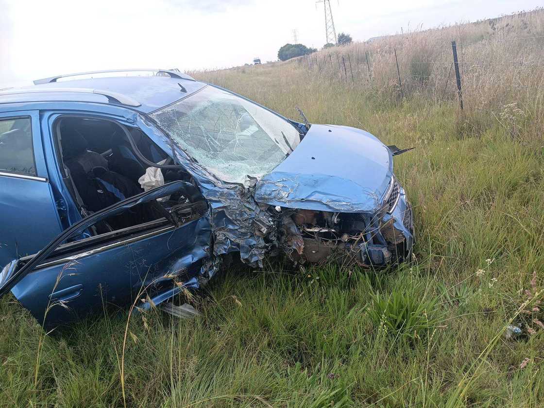 A light motor vehicle was involved in an accident with an ambulance in the Free State A light motor vehicle was involved in an accident with an ambulance in the Free State