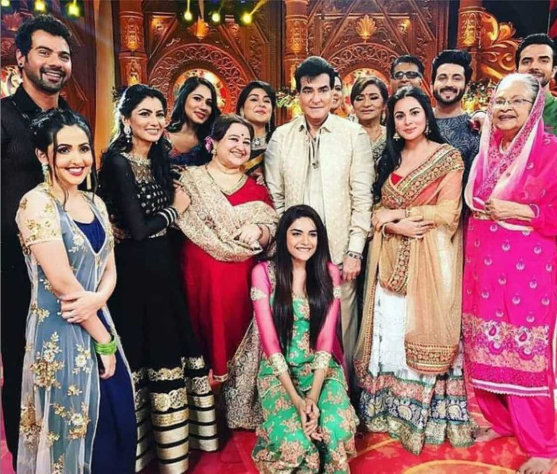 How old is Aliya in twist of fate? How old is Aliya in twist of fate?