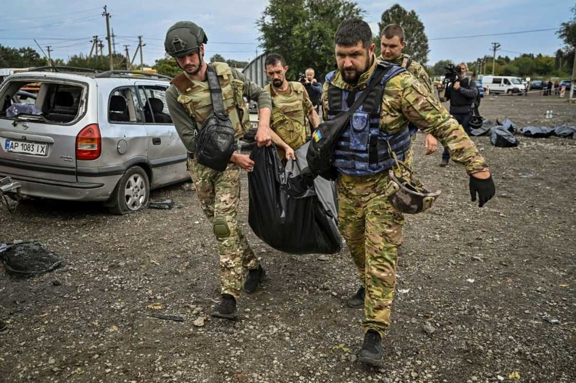 Kyiv says at least 25 civilians have been killed in a strike on a humanitarian convoy outside the city of Zaporizhzhia Kyiv says at least 25 civilians have been killed in a strike on a humanitarian convoy outside the city of Zaporizhzhia