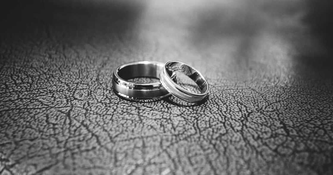 Online marital status check Online marital status check